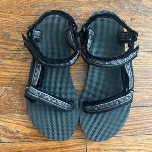 Teva Sandals | Black size 8